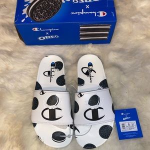 NWT Champion x Oreo Slides